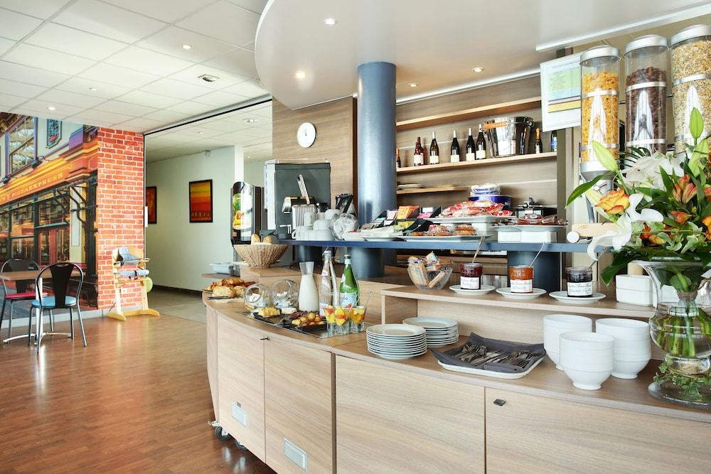 Suite-Home Orleans-Saran Exteriör bild