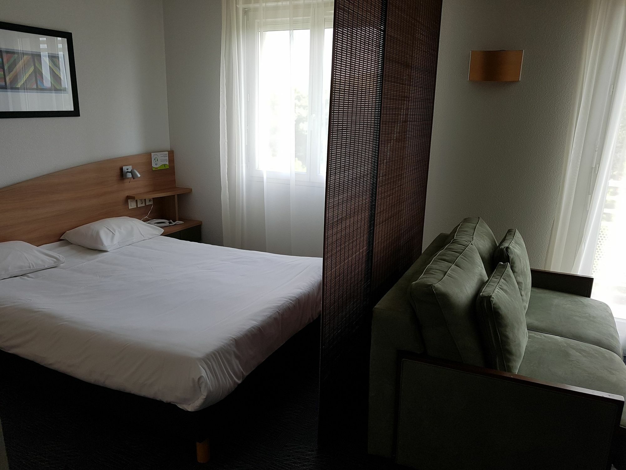 Suite-Home Orleans-Saran Exteriör bild