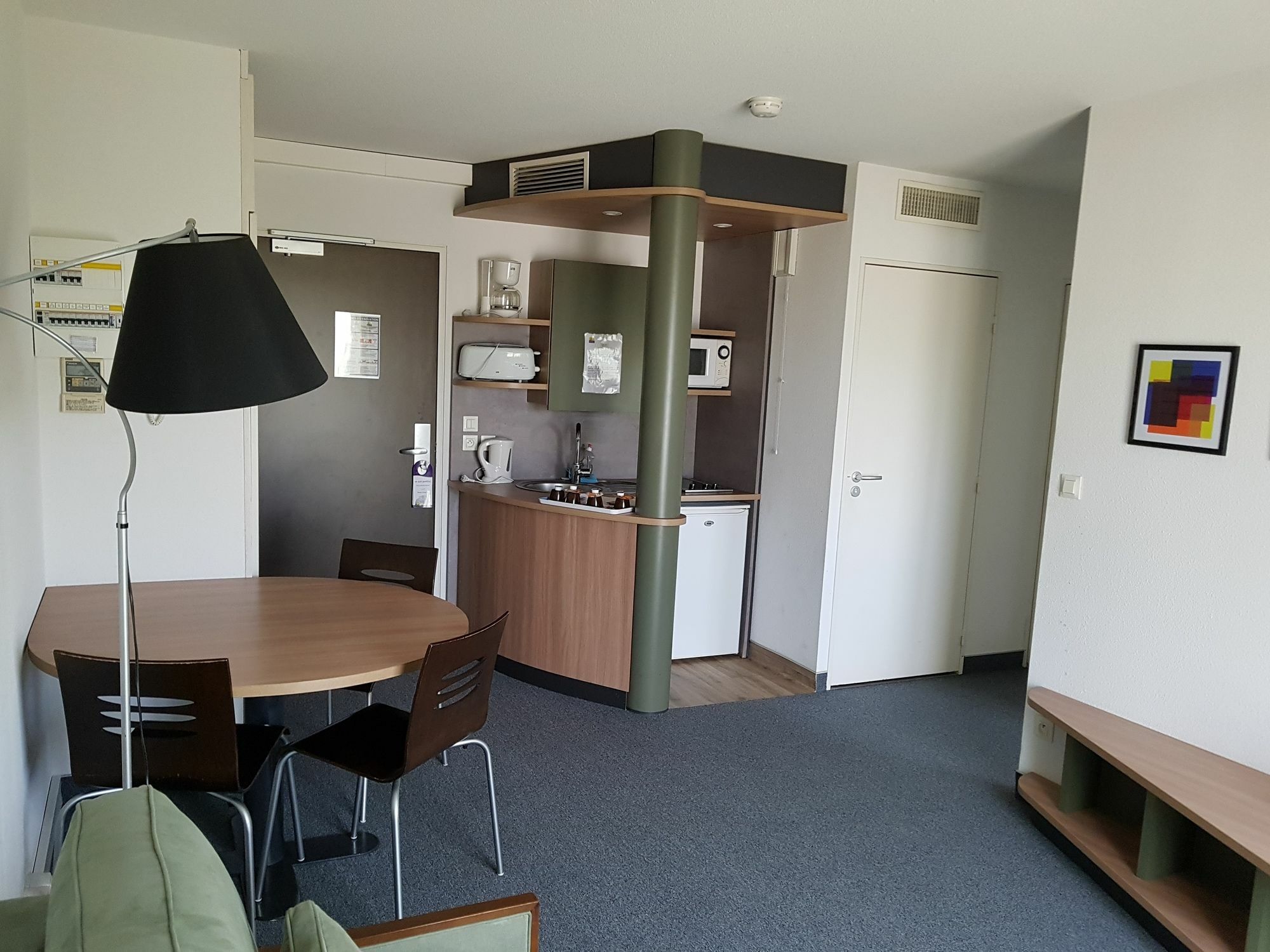 Suite-Home Orleans-Saran Exteriör bild